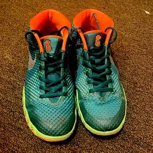 Kyrie sneakers men Nike 5.5